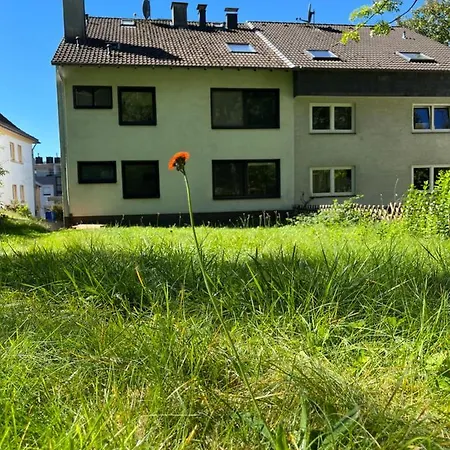 Cronenberger Apartment Mit Garten - Kontaktloses Einchecken, Netflix, Kingsize-Bett Wuppertal Exterior photo