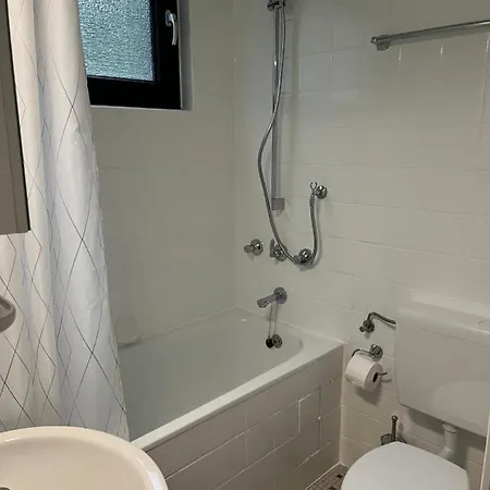 Cronenberger Apartment Mit Garten - Kontaktloses Einchecken, Netflix, Kingsize-Bett Wuppertal Exterior photo