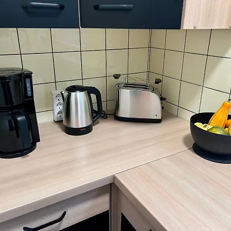 Cronenberger Apartment Mit Garten - Kontaktloses Einchecken, Netflix, Kingsize-Bett Wuppertal Exterior photo