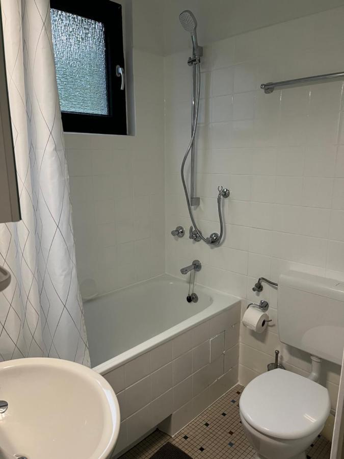 Cronenberger Mit Garten - Kontaktloses Einchecken, Netflix, Kingsize-bett Wuppertal